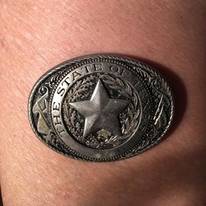 Men’s Texas Star belt buckle